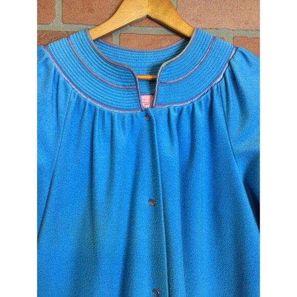 Vintage Evelyn Pearson Womens Velour Pearl Snap Robe Blue Size L Housecoat - Picture 2 of 9